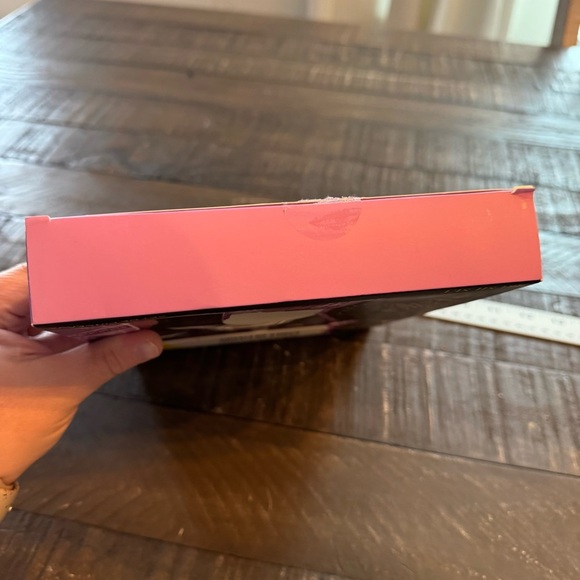 Revolution Emily In Paris Tres Chic Makeup Brush Set - 5pc Purple Gold NWT - Picture 8 of 8